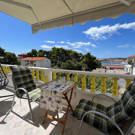 Apartments Mare Банёл Экстерьер фото