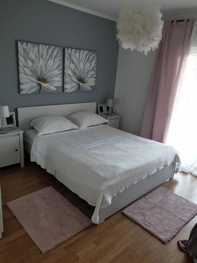 Apartments Mare Банёл Экстерьер фото