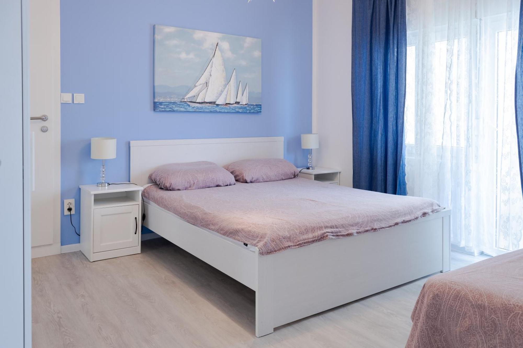 Apartments Mare Банёл Экстерьер фото