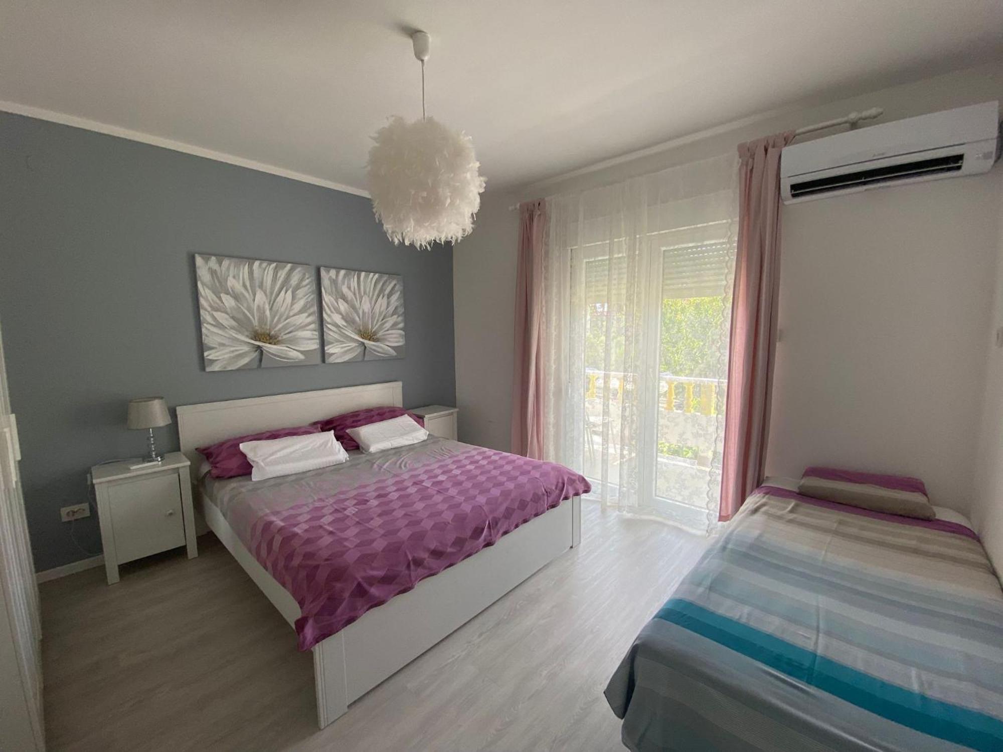 Apartments Mare Банёл Экстерьер фото