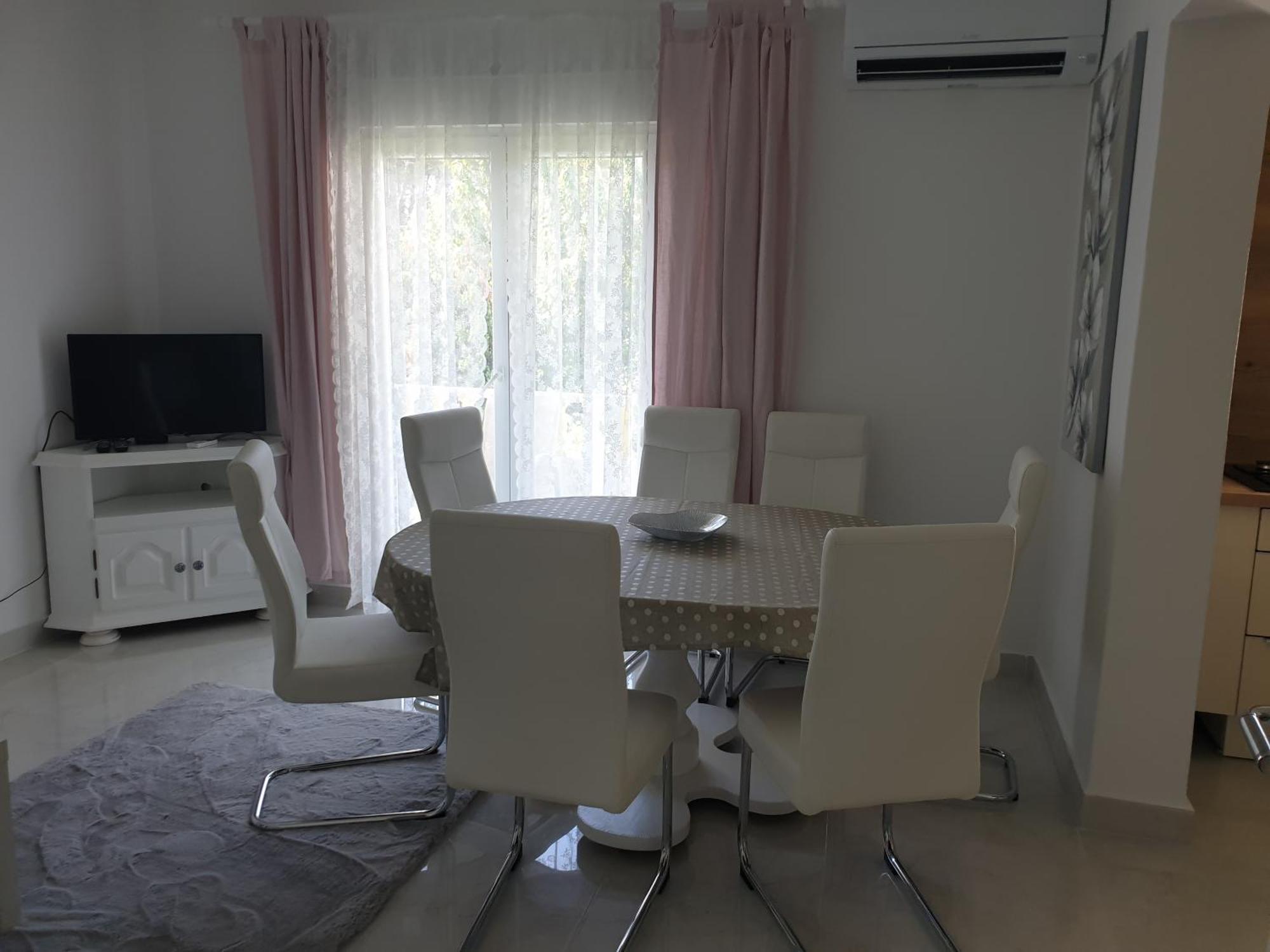 Apartments Mare Банёл Экстерьер фото